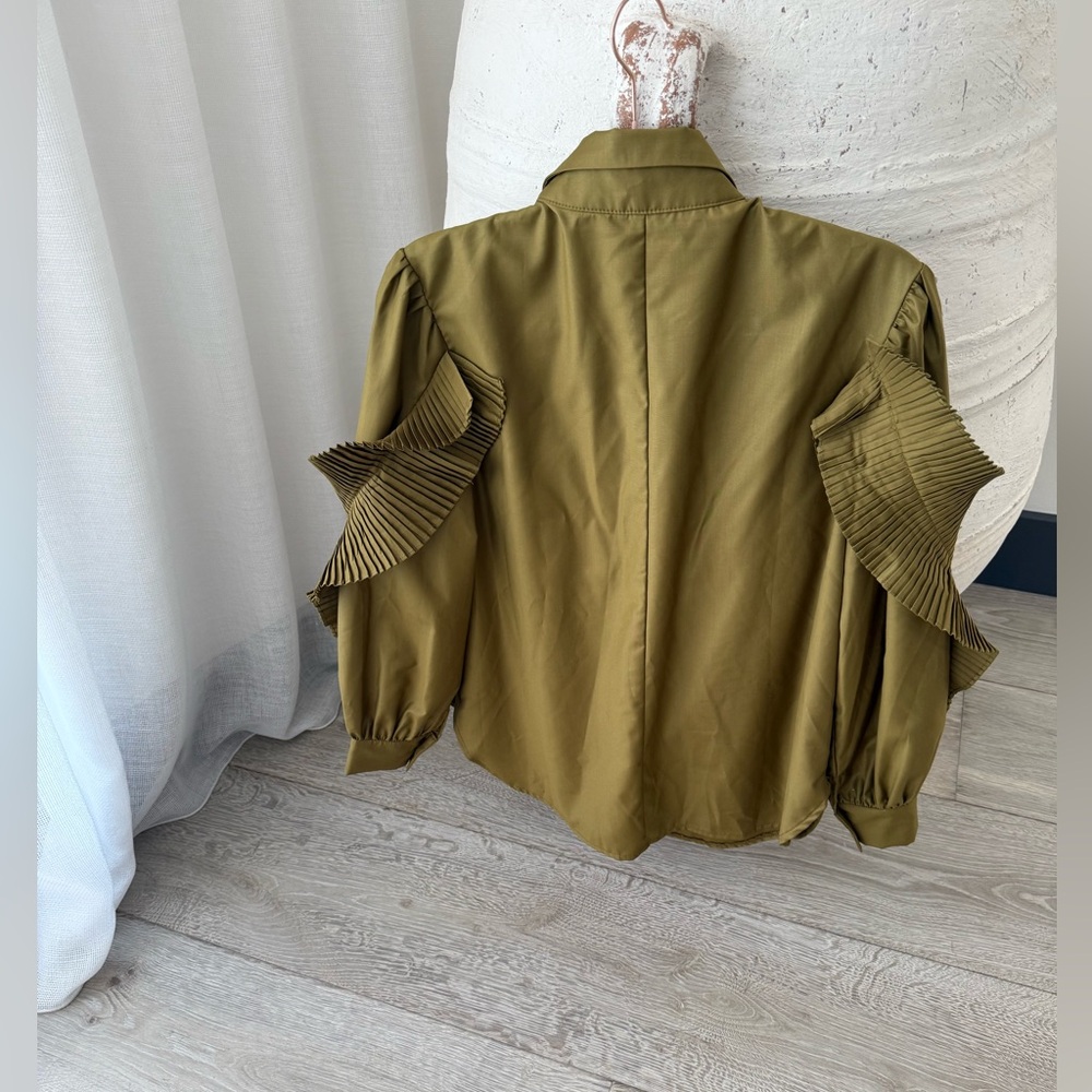 Pleated Detail Olive Green Button-Down Shirt - Picture 3 of 11